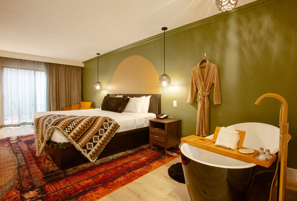 King Suite with Soaking Tub at Arroyo Pinion